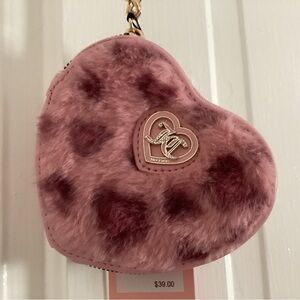 NWT Juicy Couture Get Cozy Pink Leopard Zip Around Heart-Shaped Clutch Wristlet